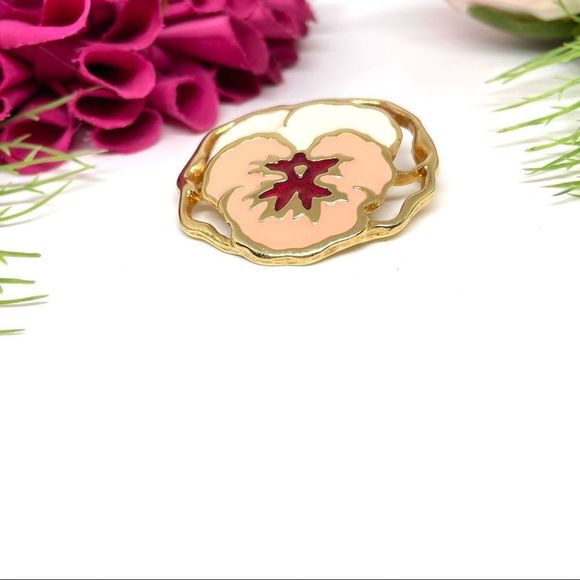 VINTAGE⚜️PETUNIA Flower Pink Enameled Brooch - Picture 3 of 8